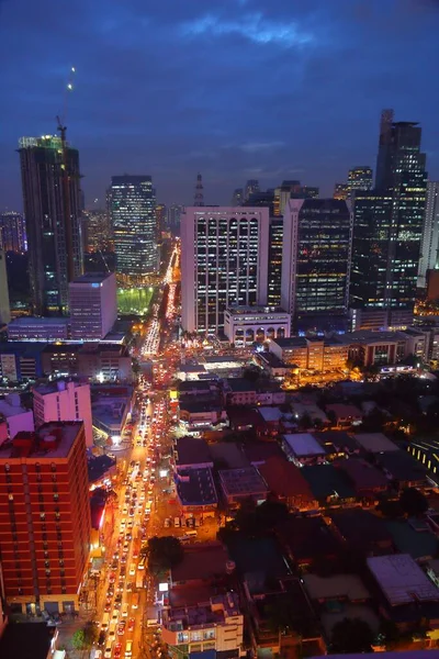 Trafik Makati Stadsnatt Manila Filippinerna Kontorsbyggnader — Stockfoto