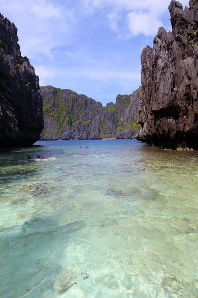 Prachtig Landschap Palawan Filippijnen Bezoek Shimizu Island Helder Water Eilandhoptocht — Stockfoto
