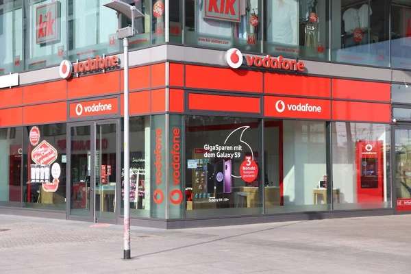 Dresden Tyskland Maj 2018 Vodafone Mobiltelefonbutik Dresden Tyskland Vodafone Tysklands — Stockfoto