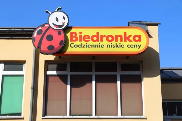 Swietochlowice Polsko Dubna 2018 Supermarket Biedronka Polských Swietochlowicích Prodejní Řetězec — Stock fotografie