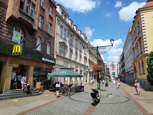 Bytom Pologne Juin 2020 Des Gens Marchent Dans Rue Dworcowa — Photo