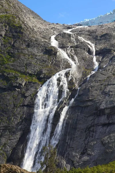 Norvegia Natura Parco Nazionale Jostedalsbreen Cascata Proveniente Dal Ghiacciaio Jostedalsbreen — Foto Stock