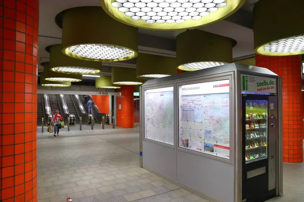 ドイツ ニュルンベルク 2018年5月6日 ドイツ ニュルンベルクの地方交通機関Vagの地下鉄駅 ニュルンベルクはフランス中部に位置する 511 628人が住んでいます — ストック写真