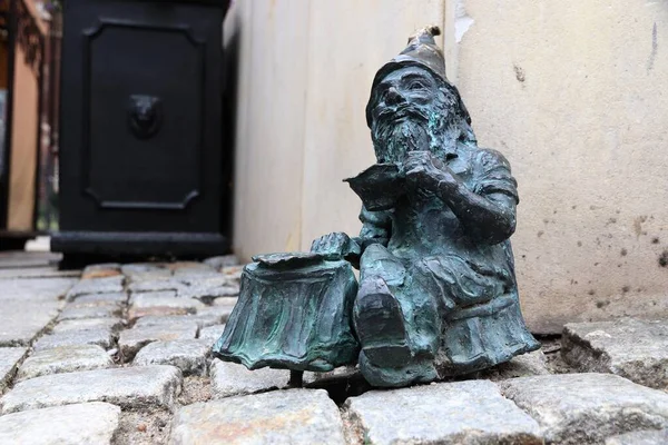 Wroclaw Poland May 2018 Gnome Dwarf Small Statue Wroclaw Poland — 스톡 사진