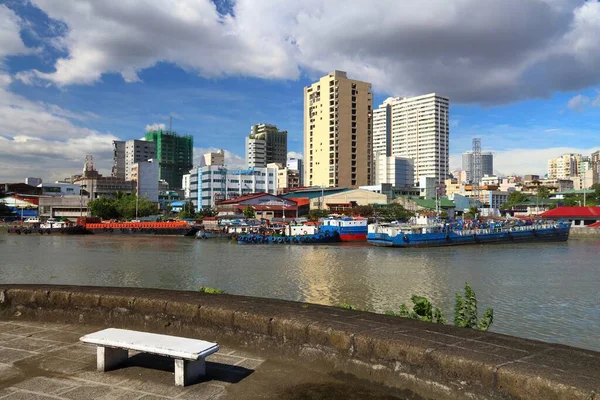 Miasto Manila Filipinach Wieże Mieszkalne Rzeka Pasig — Zdjęcie stockowe