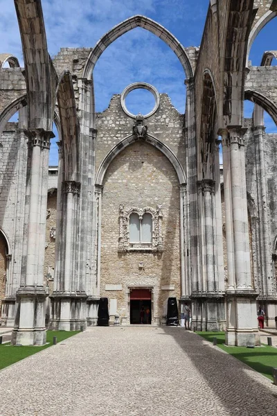 Portekiz Lizbon Kenti Simgesi Carmo Manastırı Kilise Depremden Sonra Yıkıldı — Stok fotoğraf