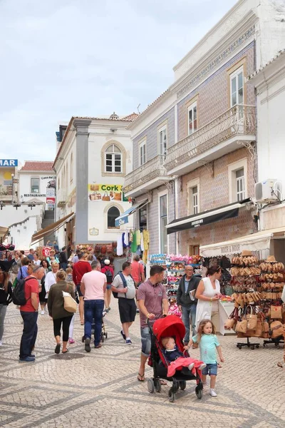 Albufeira Portugal May 2018 People Visit Downtown Albufeira Portugal Town — Stock Photo, Image