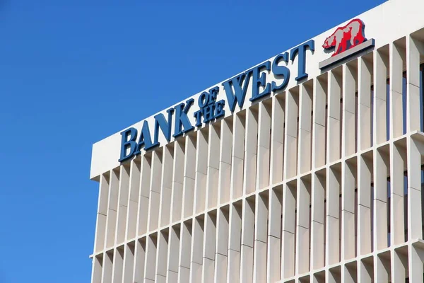 Fresno Verenigde Staten April 2014 Bank Van Het West Gebouw — Stockfoto