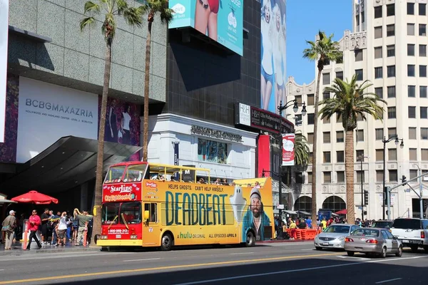 Los Ángeles Abril 2014 Gente Monta Autobús Turístico Por Ciudad — Foto de Stock