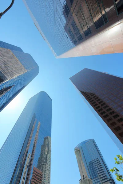 Los Angeles Usa Kwiecień 2014 Patrząc Górę Centrum Los Angeles — Zdjęcie stockowe