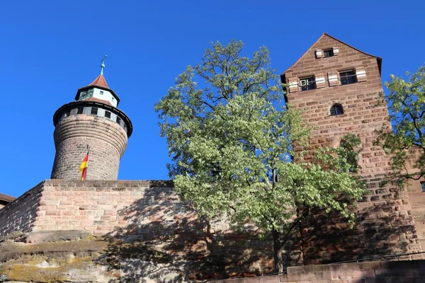 Nurnberg Kalesi Manzaralı Sinwell Kulesi Almanya Dönüm Noktası — Stok fotoğraf