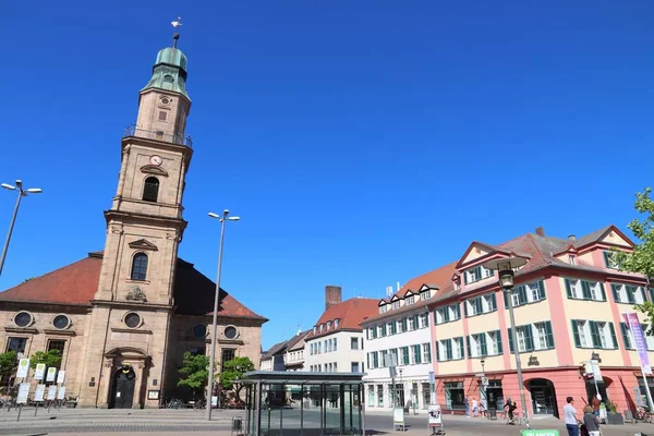 Erlangen Almany Mayıs 2018 Nsanlar Erlangen Almanya Nın Şehir Meydanını — Stok fotoğraf
