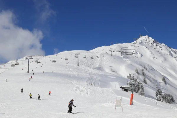 Mayrhofen Autriche Mars 2019 Les Gens Visitent Station Ski Mayrhofen — Photo