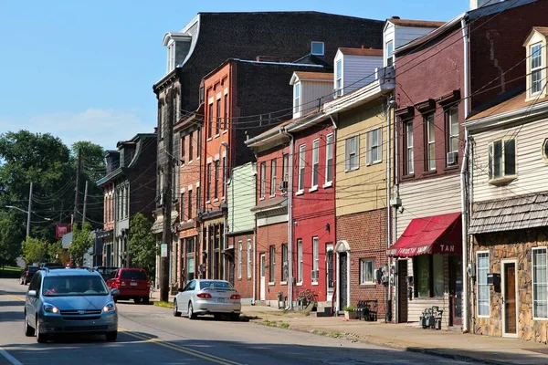 Pittsburgh Usa Juni 2013 Straßenansicht Eines Wohngebiets Lawrenceville Pittsburgh Ist — Stockfoto