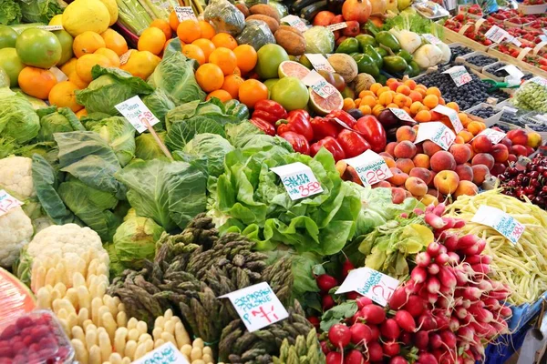 Élelmiszerpiac Lengyelországban Wroclaw Market Hall Zöldségek — Stock Fotó