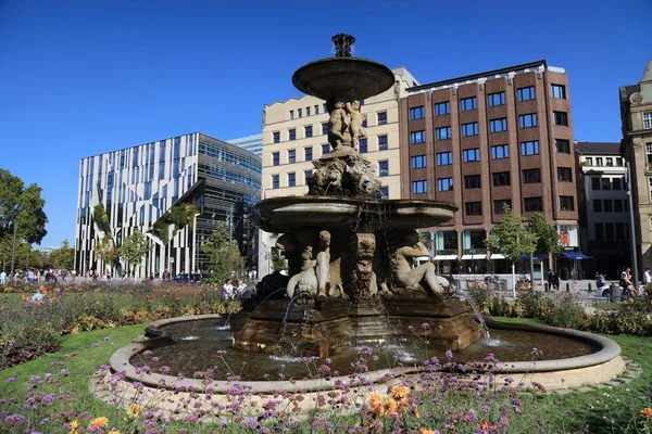 Düsseldorf September 2020 Menschen Besuchen Die Düsseldorfer Innenstadt Düsseldorf Ist — Stockfoto