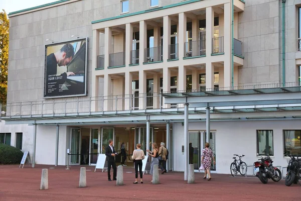 Essen Deutschland September 2020 Menschen Besuchen Theater Und Philharmonie Essen — Stockfoto