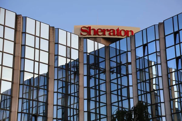 Essen ドイツ 2020年9月20日 ドイツのエッセンにあるシェラトンホテル シェラトンホテルアンドリゾートはマリオットインターナショナルグループの一部です — ストック写真
