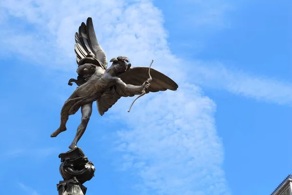 Лондон Великобритания Статуя Эроса Цирке Пиккадили — стоковое фото