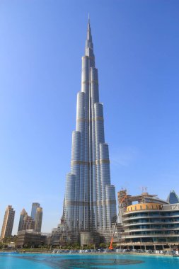 Dubai, BAE - 22 Kasım 2017 Dubai 'deki Burj Halife binası. O, dünyadaki en yüksek binadır. Sahibi Emaar Emlak..