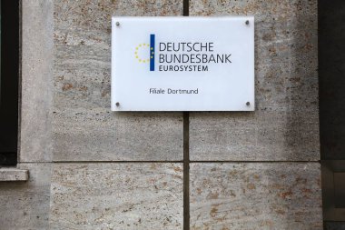 DORTMUND, Almanya - 16 Eylül 2020: Deutsche Bundesbank, Almanya 'nın Dortmund şehrindeki 
