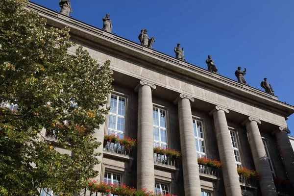 Almanya Nın Wuppertal Şehri Barmen Ilçesinin Belediye Binası Rathaus — Stok fotoğraf