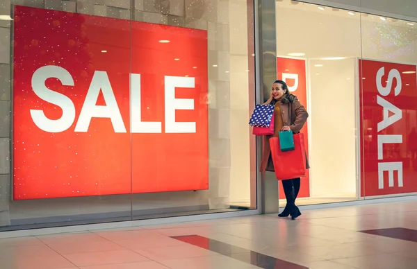 Concepção Compras Promoção Mulher Sorridente Com Saco Compras — Fotografia de Stock