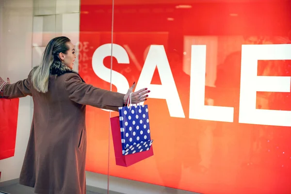 Grande Venda Consumismo Compras Conceito Estilo Vida Mulher Nas Compras — Fotografia de Stock