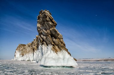 Deniz Baykal, ada Ogoy, Cape, dragon, kışın buz çatlaklar