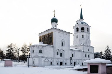 Irkutsk, Rusya - 13 Ocak 2013: Kilise, şist kurtarıcı Irkutsk merkezi City, Rusya Federasyonu. Şist Kurtarıcı Kilisesi Irkutsk'da bina en eski taş biridir.