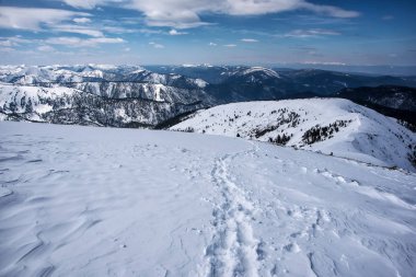 Hamar Daban bölgesinde dağların güzel görünümü. Panorama