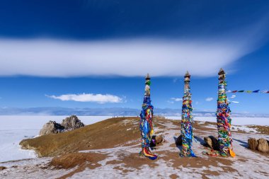 Olkhon adasındaki kutsal buryat yeri, Baykal Gölü, Rusya