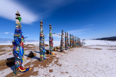 Olkhon adasındaki kutsal buryat yeri, Baykal Gölü, Rusya