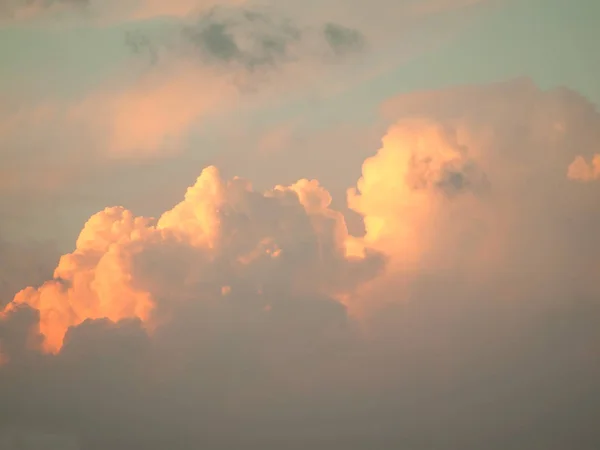 Zonsondergang wolken landschap. Cyprus — Stockfoto