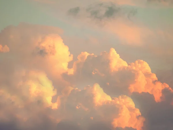 Zonsondergang wolken landschap. Cyprus — Stockfoto