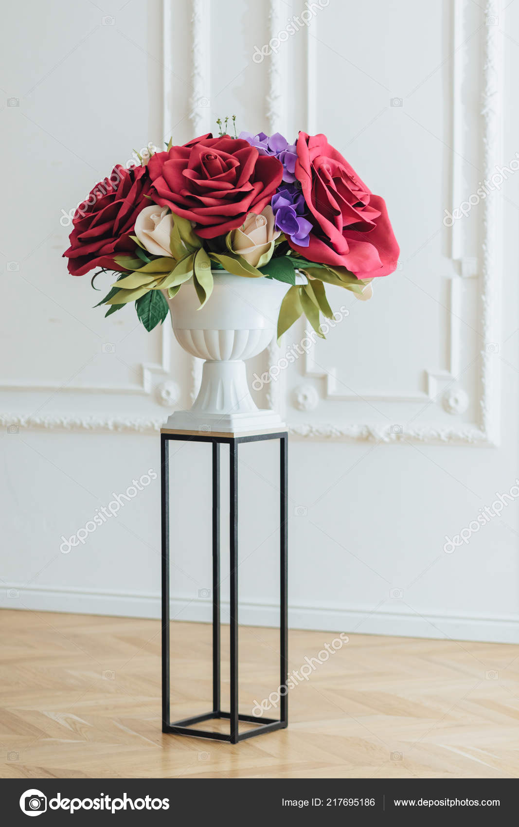 Bouquet Flowers Festive Event Beautiful Big Red Roses White