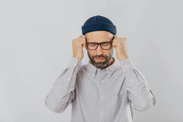 People Tension Migraine Concept Depressed Unshaven Young Male Suffers Headache — Stock Photo, Image