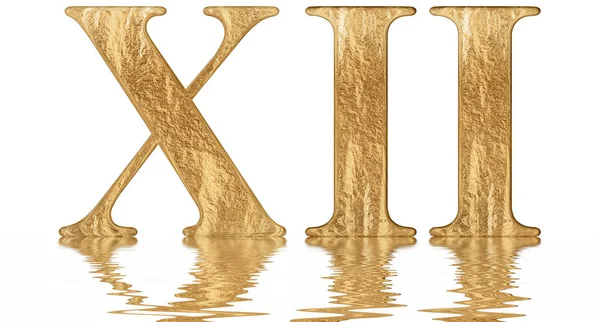 Romen rakamı XII, duodecim, 12, on iki, su üzerinde yansıyan yüzey, izole üzerinde beyaz, 3d render