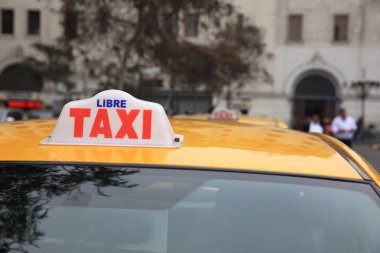 Üst üste Lima bir Perulu iz taksi. Peru