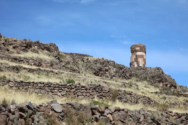 Torres Enterro Chullpas Local Archaelogical Sillustani Região Puno Peru — Fotografia de Stock