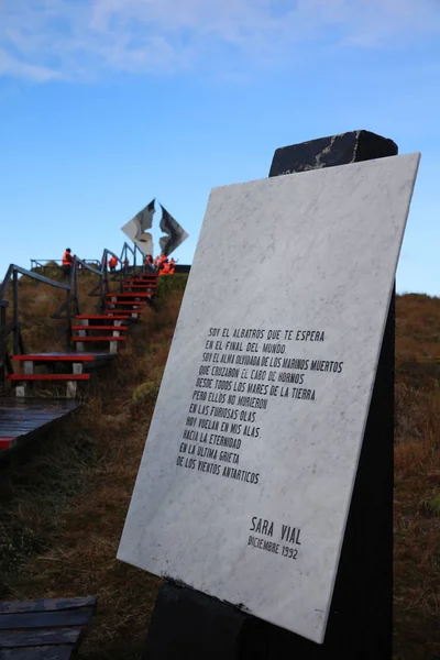 Cape Horn Chile October 2018 Sign Monument Designed Albatross Installed — Stock Photo, Image