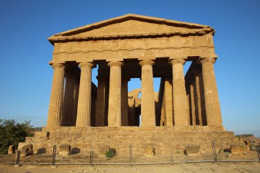 Agrigento Tapınaklar Vadisi'nde Concord Tapınağı. Sicilya