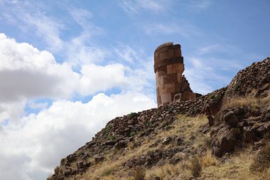 Arkeolojik Site Sillustani mezar Towers'ta (Çulpalarda). Puno bölge. Peru