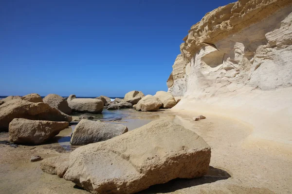 Costa Bahía Xwejni Isla Gozo Malta — Foto de Stock