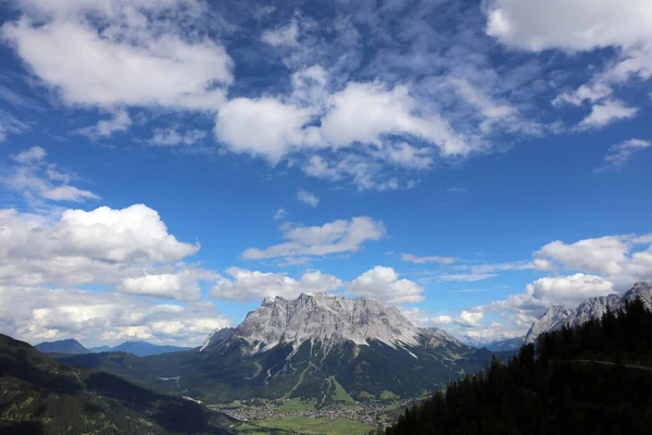 Blick Auf Die Zugspitze Von Lermoos Aus Tirol Österreich — Stockfoto