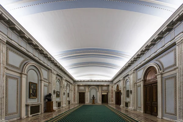 A román Parlament palota folyosó — Stock Fotó