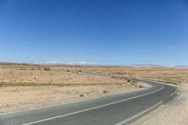 Yol çelme takmak içinde Fas ve yüksek Atlas Dağları