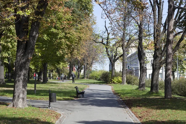 Park Usce in Belgrade, Serbia — Stock Photo, Image