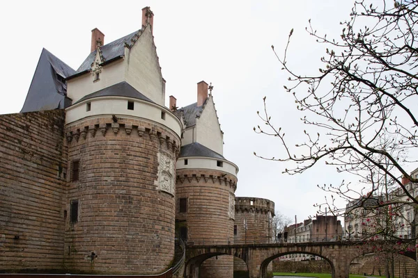 Nantes Francia Febrero 2020 Puerta Entrada Puente Castillo Los Duques —  Fotos de Stock