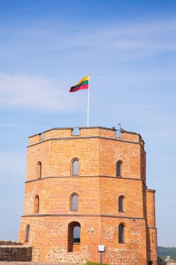Vilnius 'taki Gediminas Kulesi. Vilnius ve Litvanya 'nın Tarihi Sembolü